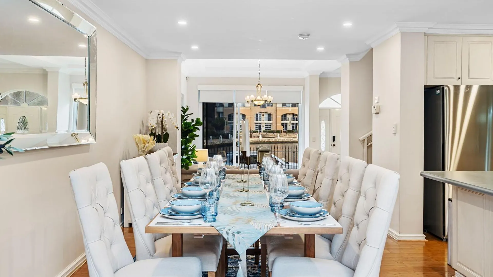 Hébergement de vacances Villa East Perth Luxury Waterfront Retreat