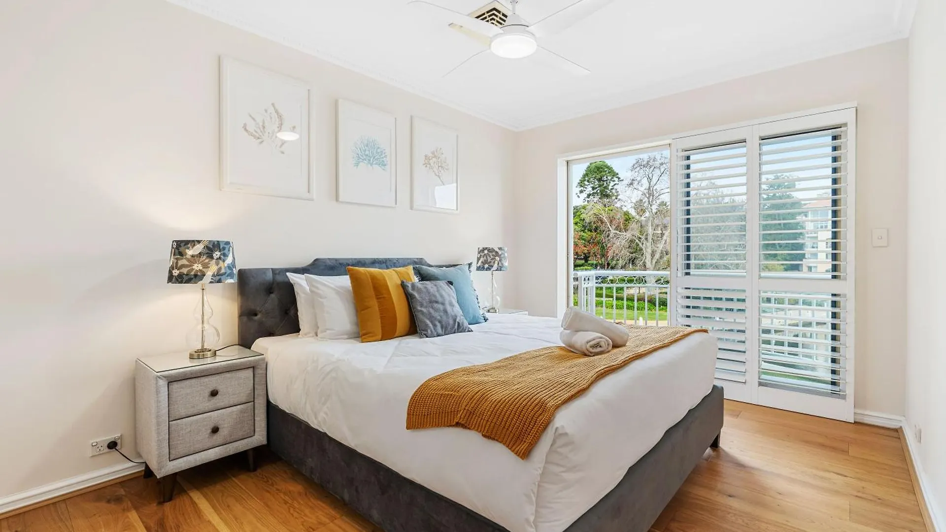 East Perth Luxury Waterfront Retreat 빌라 펜션