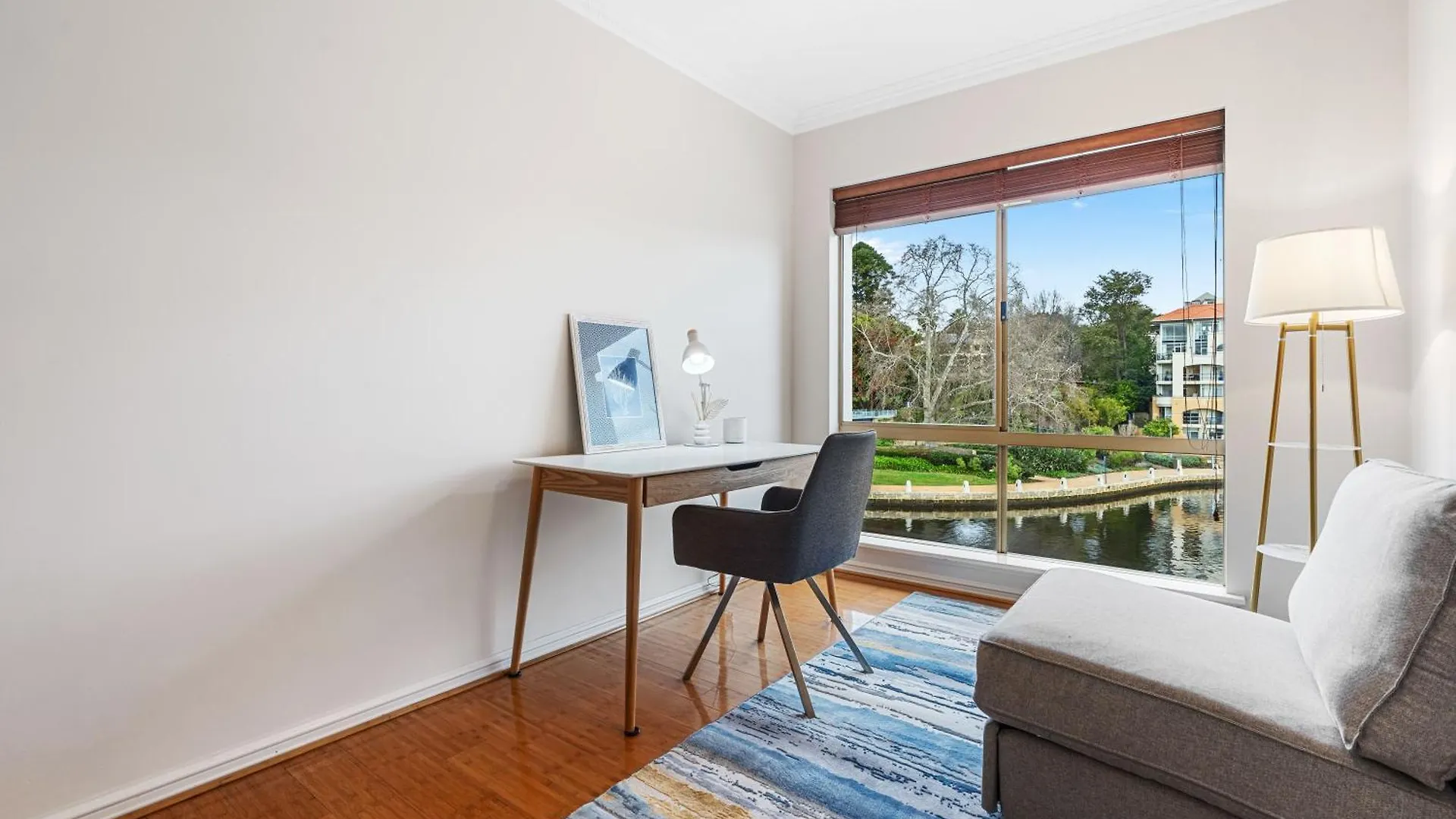 East Perth Luxury Waterfront Retreat 빌라