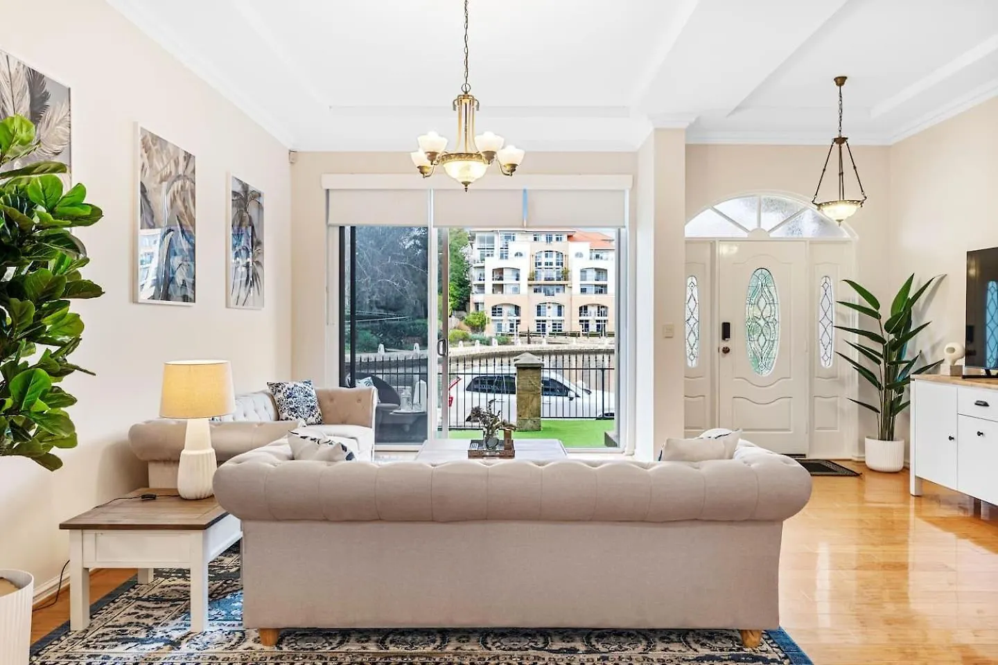 East Perth Luxury Waterfront Retreat 빌라 펜션