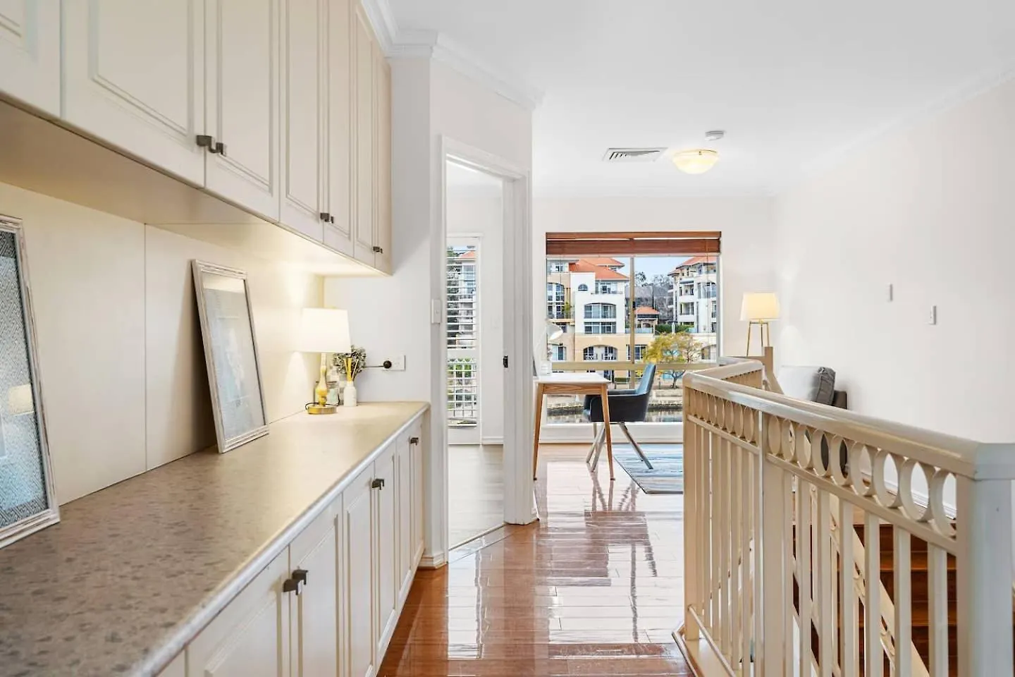 Villa East Perth Luxury Waterfront Retreat